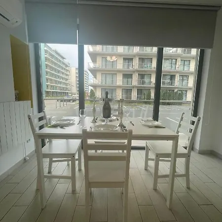 De Silva Loft Apartment Mamaia